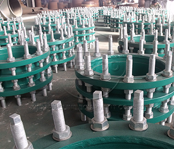 限位防拉脫壓盤(pán)式伸縮器