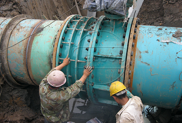 北京市東城區(qū)鋼制限位伸縮接頭現(xiàn)場(chǎng)圖2